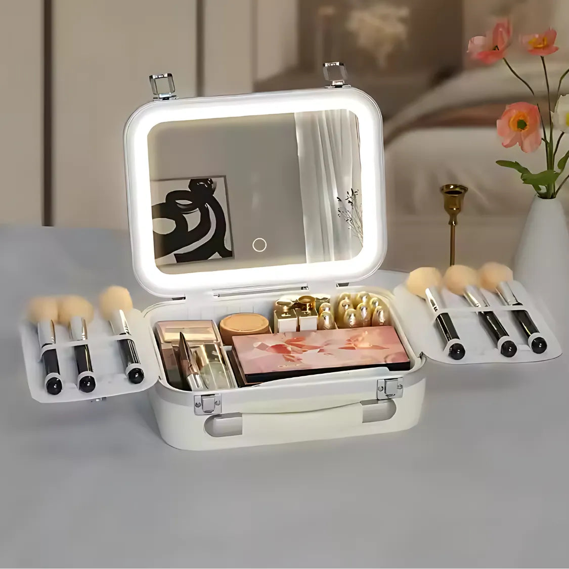 Vanity Case With Mirror And Lights