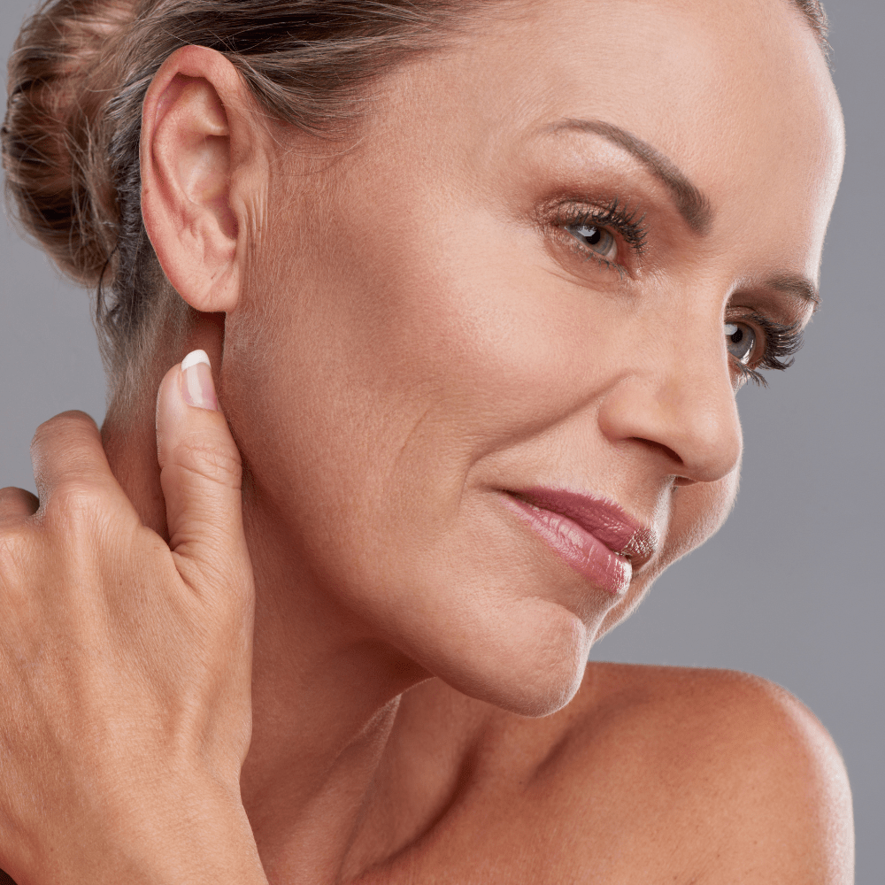 hydrating serum with hyaluronic acid