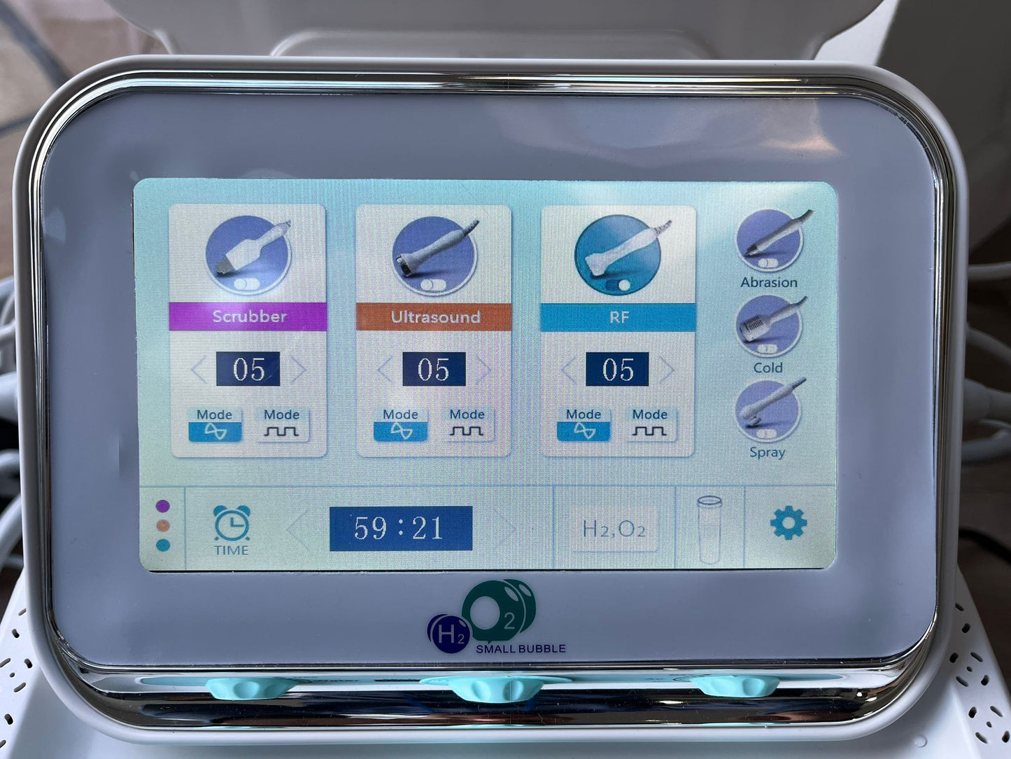 used hydrafacial aqua machine